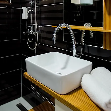 Karla Apartment *